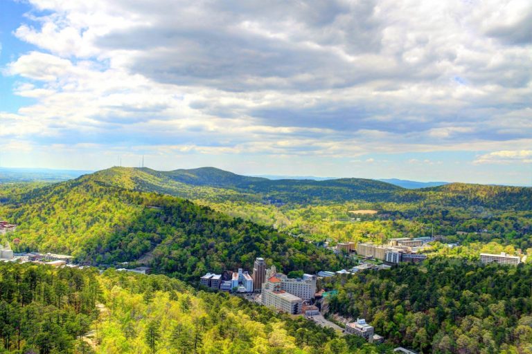 Reasons to move to Arkansas