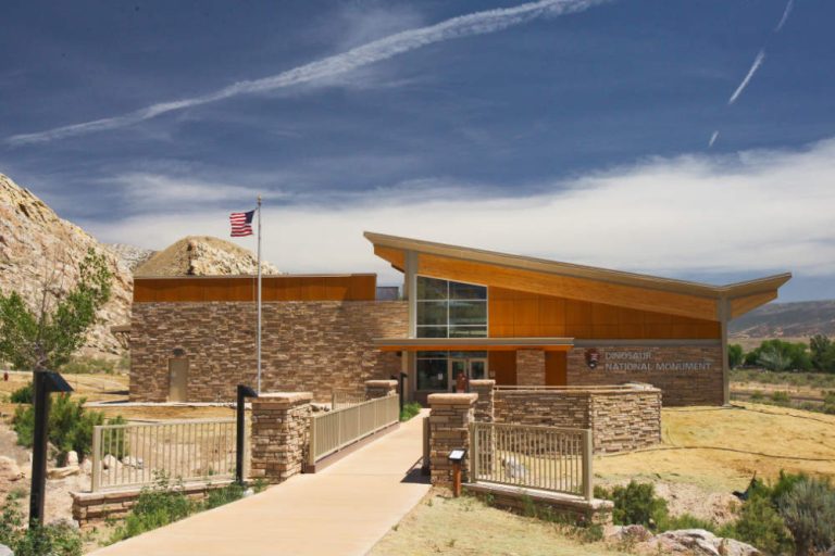 Welcome Sign UT|Dinosaur National Monument|Dinosaur Monument|Visitors Center