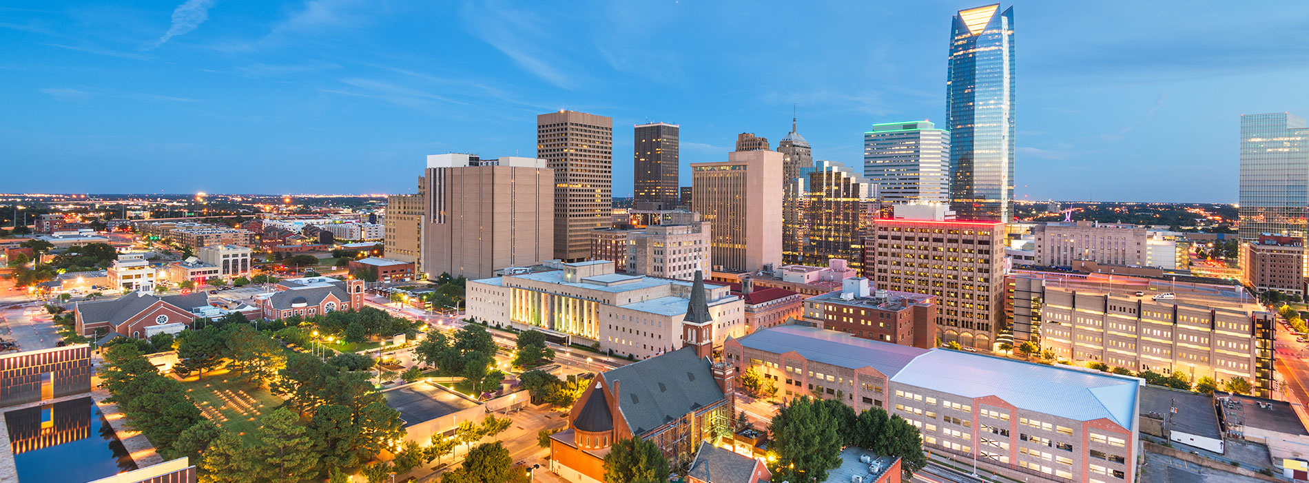 Oklahoma City, Oklahoma, USA downtown skyline at twilight.