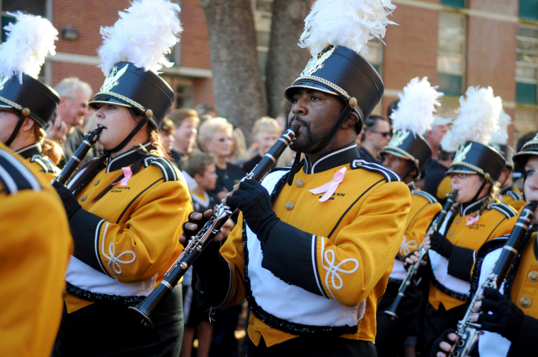 Home to the University of Southern Mississippi, Hattiesburg draws a mix of young people, families and retirees.
