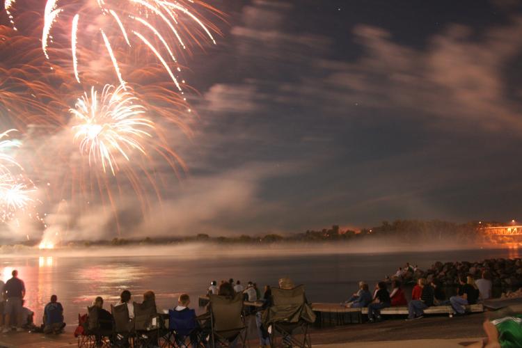 Riverboat Days and Summer Arts Festival in Yankton, SD