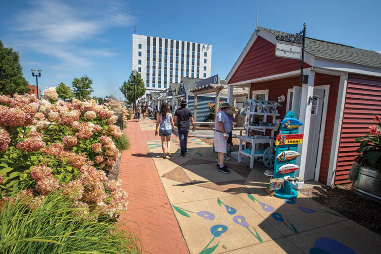 Muskegon Lakeshore, MI
