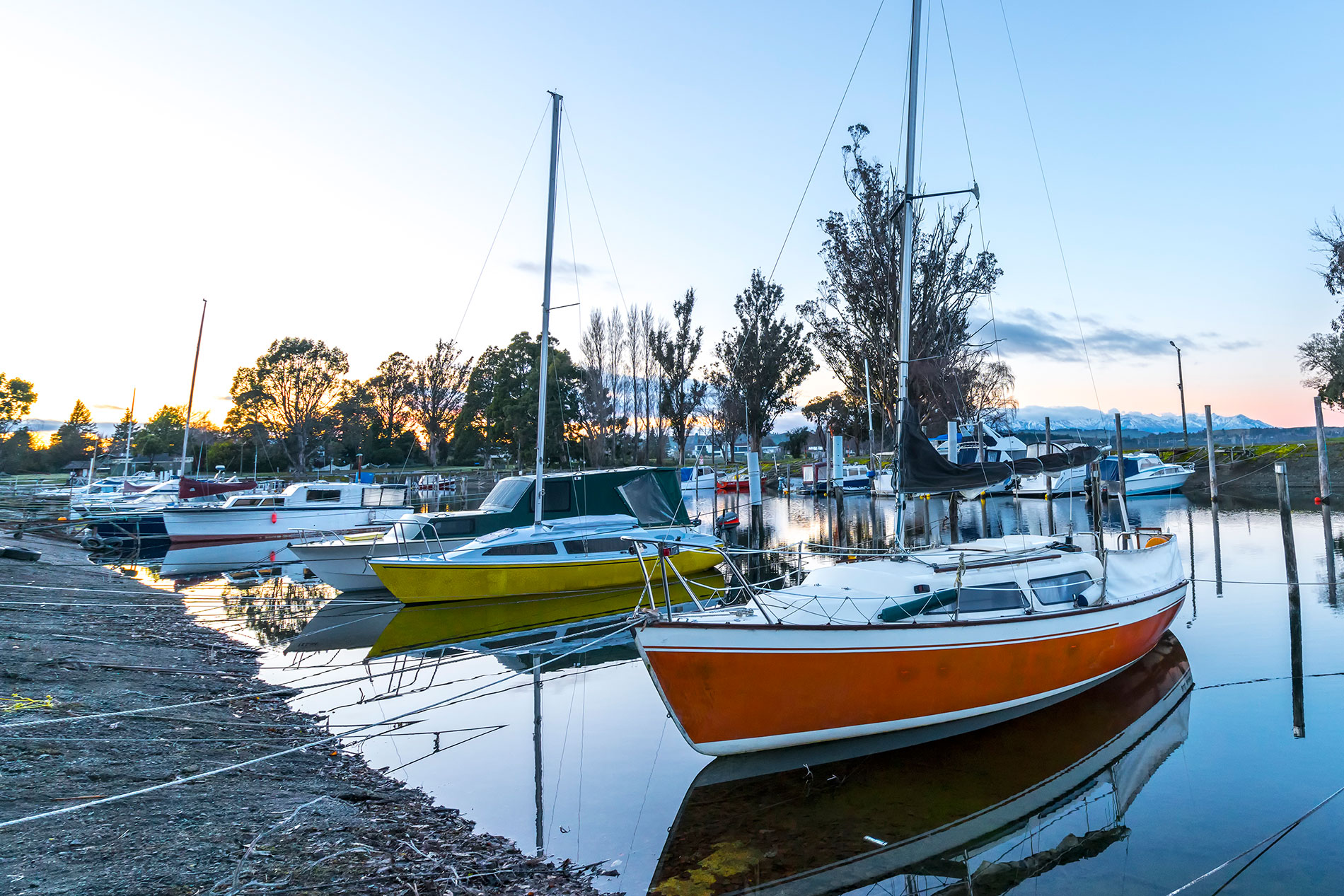 Vancouver, WA boats at the doc