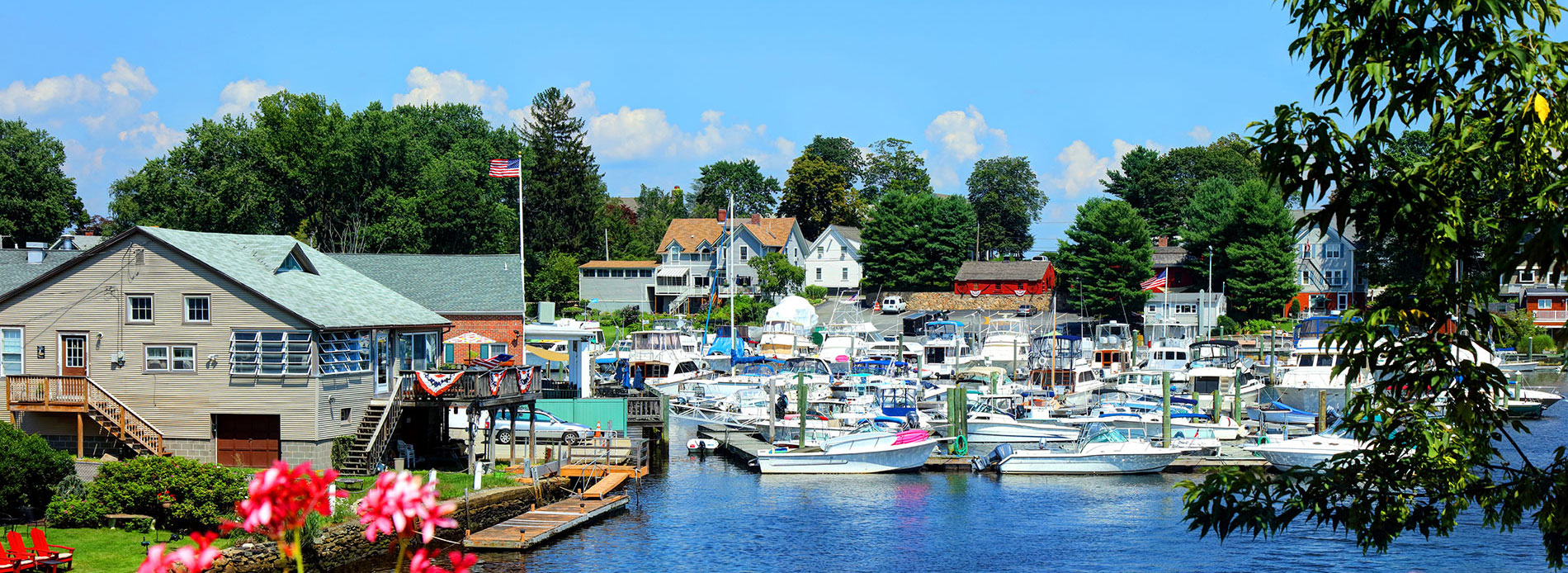 Warwick, RI boats along the waterfront