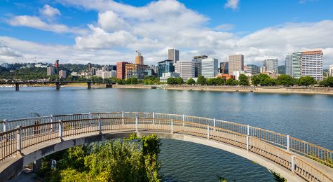 Skyscrapers in downtown Portland Oregon next to a Willamette River
