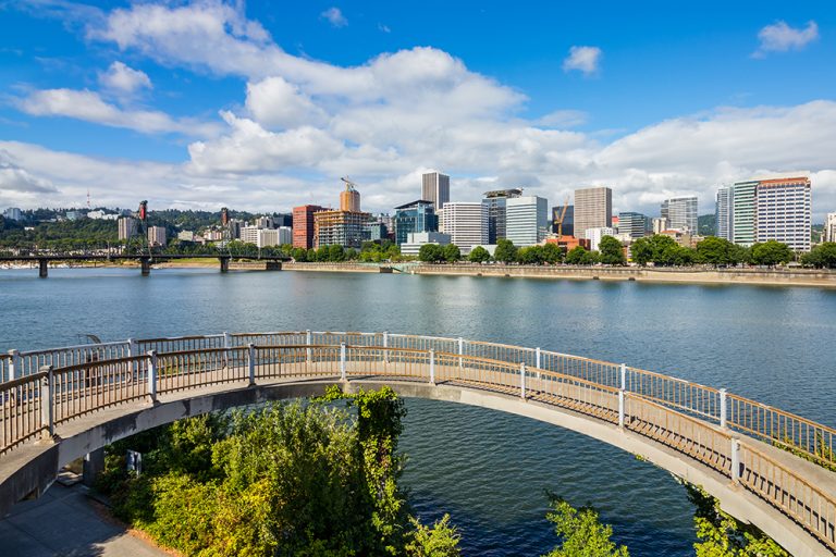 Skyscrapers in downtown Portland Oregon next to a Willamette River