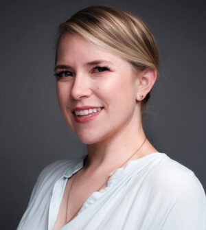 Headshot of Emily Lilley, who is a Leadership Chattanooga graduate, which is a program in the greater Chattanooga, TN area.