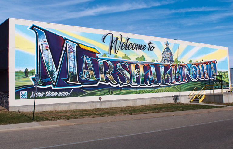 “Marshalltown Postcard” mural by Jimmy Navarro
