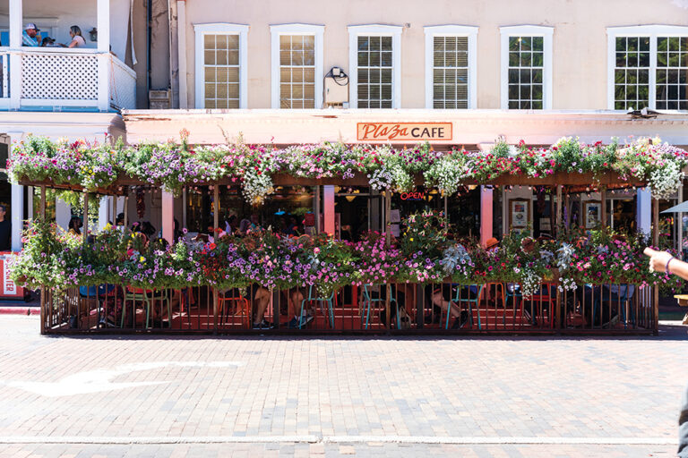 Cafecito Trailhead, Downtown Plaza in New Mexico