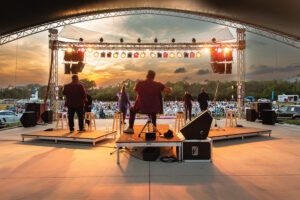 The Mattie Kelly Arts Foundation is involved in outdoor performances and an array of fun arts activities.