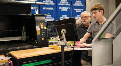 Students at Oak Ridge High School prepare for careers in advanced manufacturing.