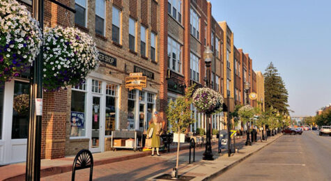Find antiques, art, furniture and more in the Arts & Design District in downtown Carmel, IN.