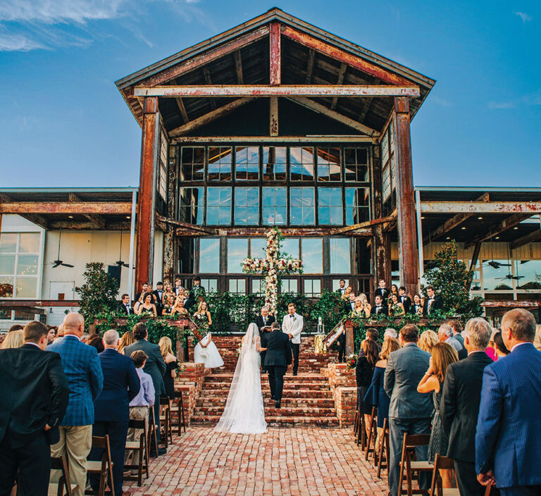 The Jefferson is a tranquil 90-acre farm with an 18,000-square-foot venue space in Oxford, MS.